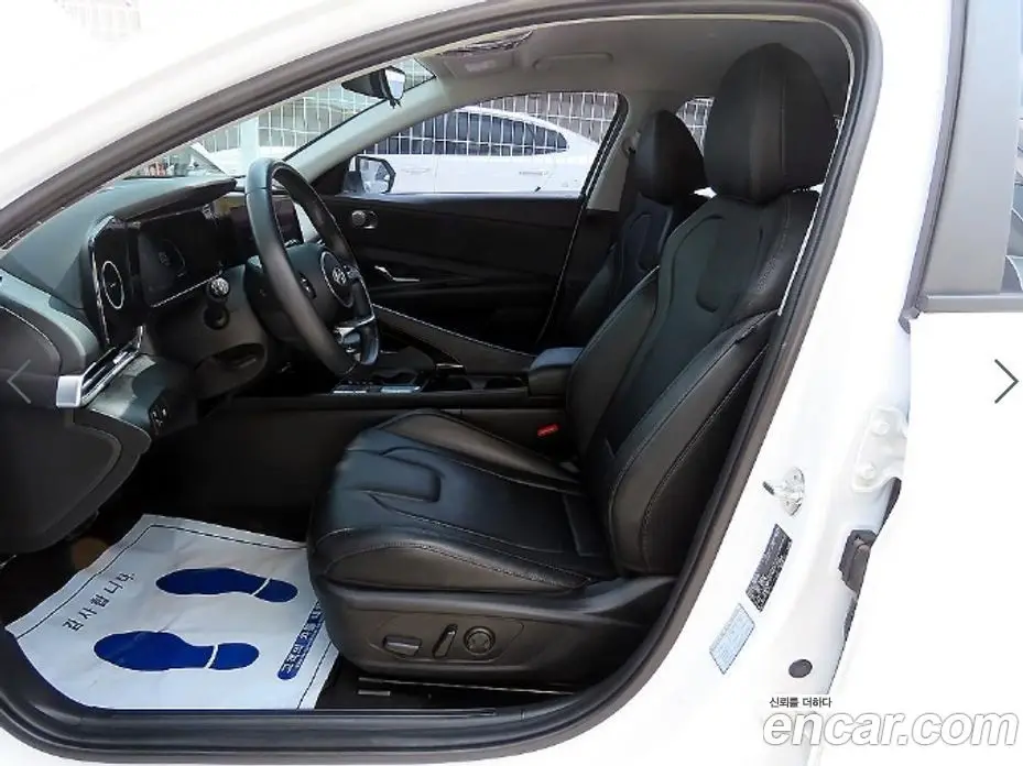 Hyundai Avante 2023 1.6 автомат (гидро), фото 5 Hyundai Avante 2023 1.6 автомат (гидро), фото 5
