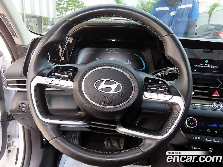 Hyundai Avante 2023 1.6 автомат (гидро), фото 8 Hyundai Avante 2023 1.6 автомат (гидро), фото 8