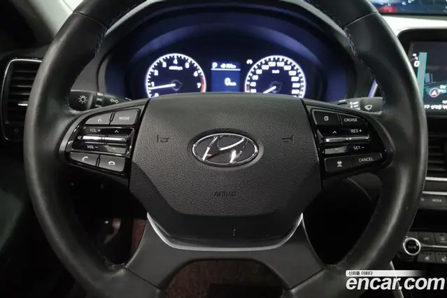 Hyundai Grandeur 2017 2.4 автомат (гидро), миниатюра 11 Hyundai Grandeur 2017 2.4 автомат (гидро), миниатюра 11