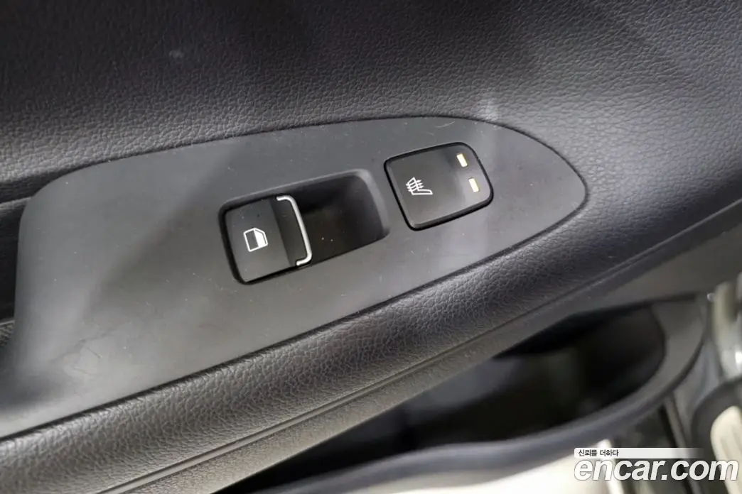 Hyundai Grandeur 2017 2.4 автомат (гидро), фото 18 Hyundai Grandeur 2017 2.4 автомат (гидро), фото 18