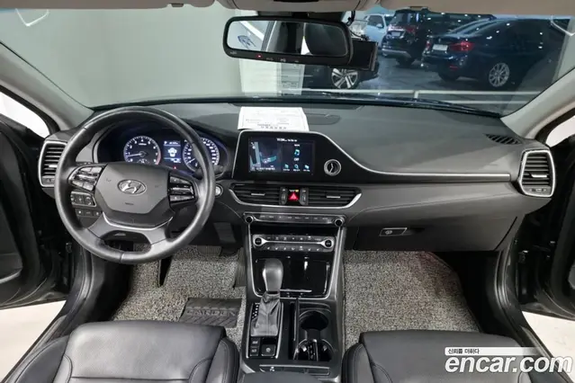 Hyundai Grandeur 2017 2.4 автомат (гидро), миниатюра 6 Hyundai Grandeur 2017 2.4 автомат (гидро), миниатюра 6