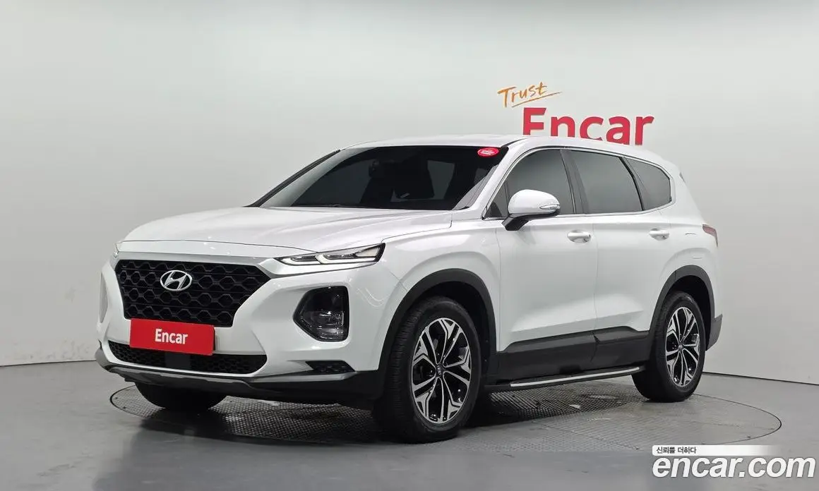 Hyundai Santa Fe 2018 2.0 автомат (гидро), фото 1 Hyundai Santa Fe 2018 2.0 автомат (гидро), фото 1