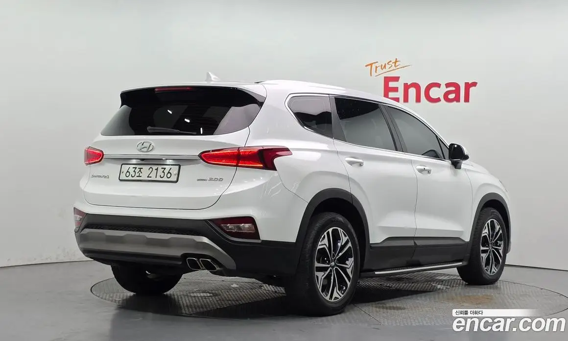 Hyundai Santa Fe 2018 2.0 автомат (гидро), фото 2 Hyundai Santa Fe 2018 2.0 автомат (гидро), фото 2