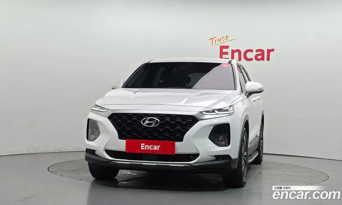 Hyundai Santa Fe 2018 2.0 автомат (гидро), фото 3 Hyundai Santa Fe 2018 2.0 автомат (гидро), фото 3