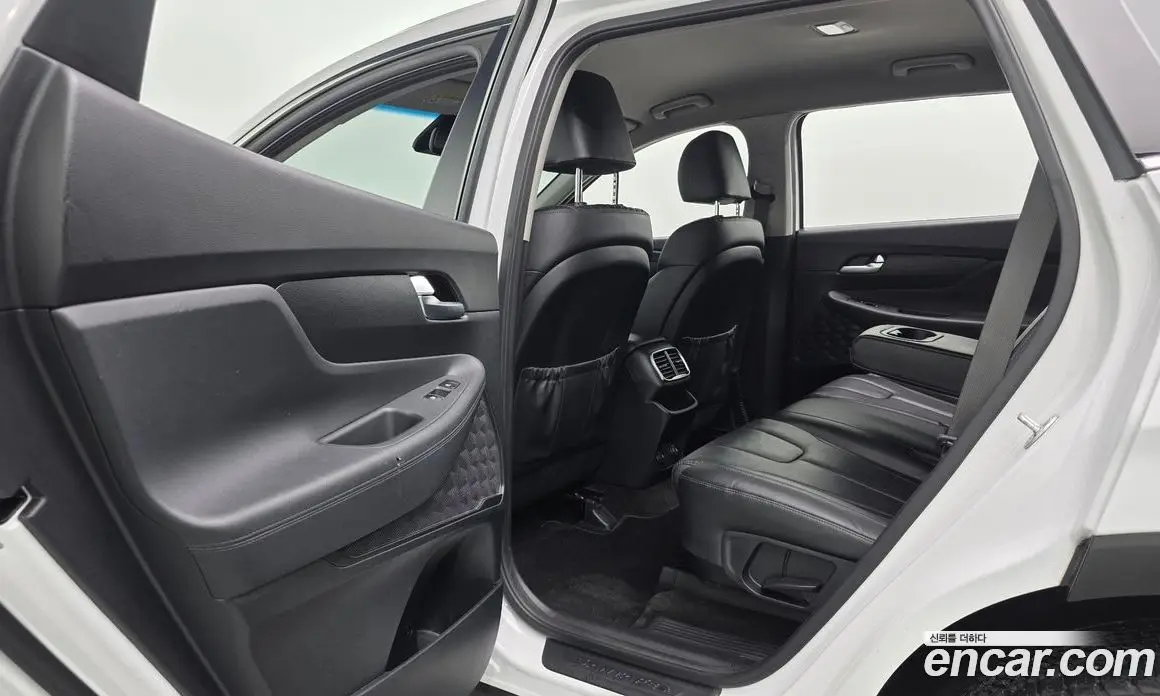 Hyundai Santa Fe 2018 2.0 автомат (гидро), фото 28 Hyundai Santa Fe 2018 2.0 автомат (гидро), фото 28