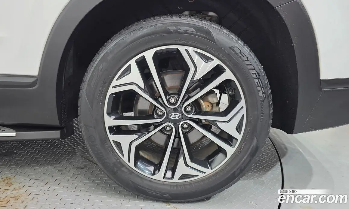 Hyundai Santa Fe 2018 2.0 автомат (гидро), фото 7 Hyundai Santa Fe 2018 2.0 автомат (гидро), фото 7