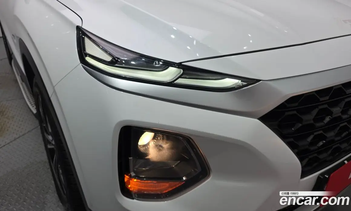 Hyundai Santa Fe 2018 2.0 автомат (гидро), фото 8 Hyundai Santa Fe 2018 2.0 автомат (гидро), фото 8