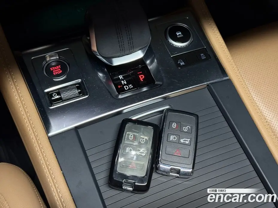 Jaguar F-Pace 2021 2.0 автомат (гидро), фото 13 Jaguar F-Pace 2021 2.0 автомат (гидро), фото 13
