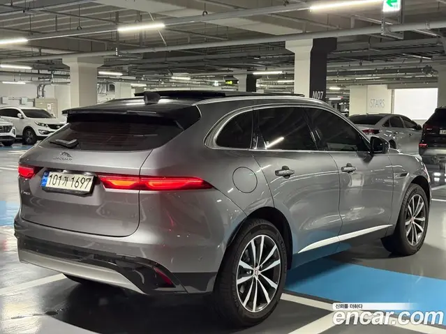 Jaguar F-Pace 2021 2.0 автомат (гидро), миниатюра 4 Jaguar F-Pace 2021 2.0 автомат (гидро), миниатюра 4