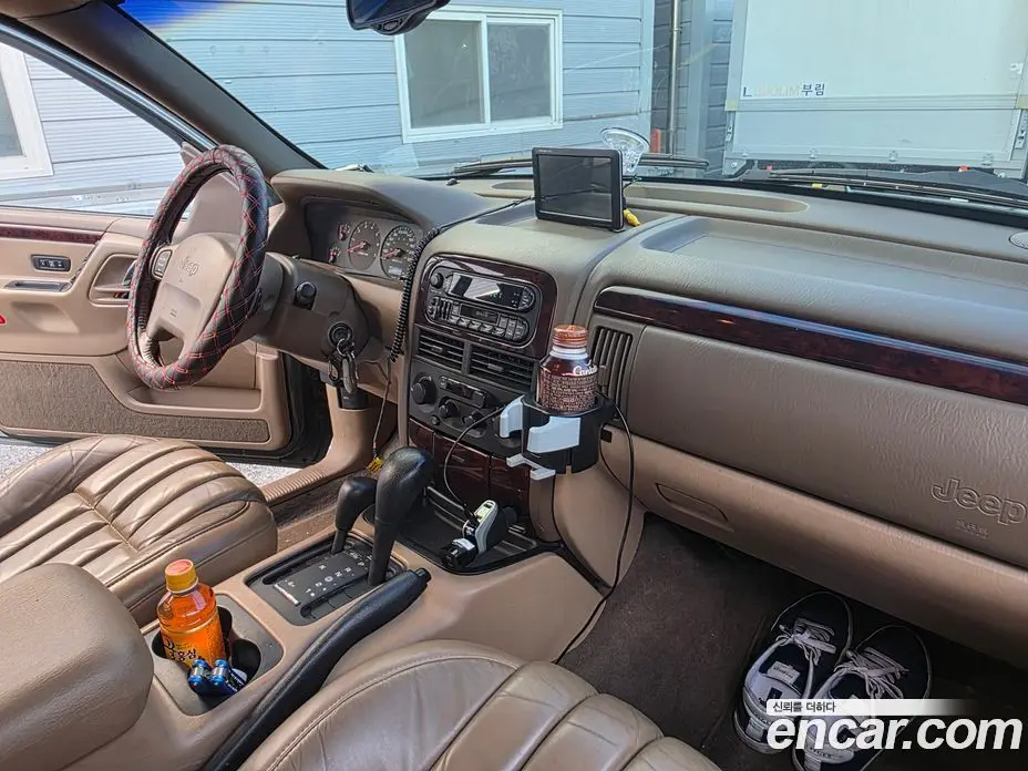 Jeep Cherokee 2000 4.7 автомат (гидро), фото 9 Jeep Cherokee 2000 4.7 автомат (гидро), фото 9