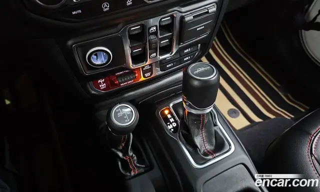 Jeep Gladiator 2022 3.6 автомат (гидро), миниатюра 12