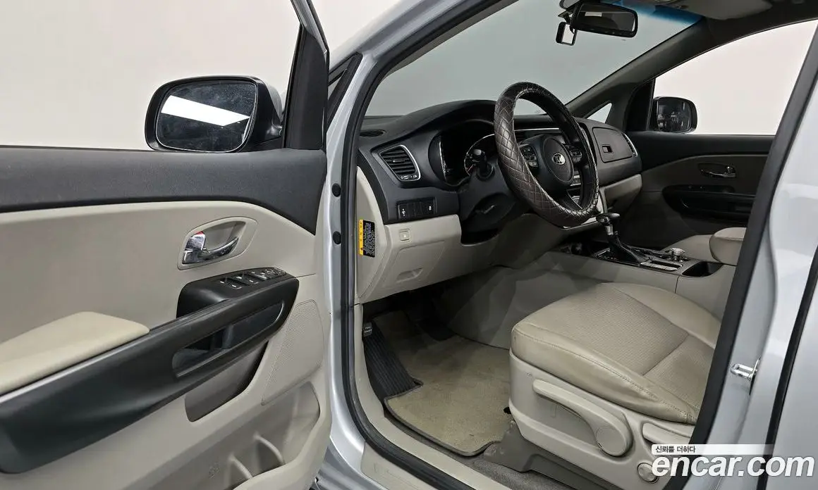 Kia Carnival 2018 2.2 автомат (гидро), фото 11