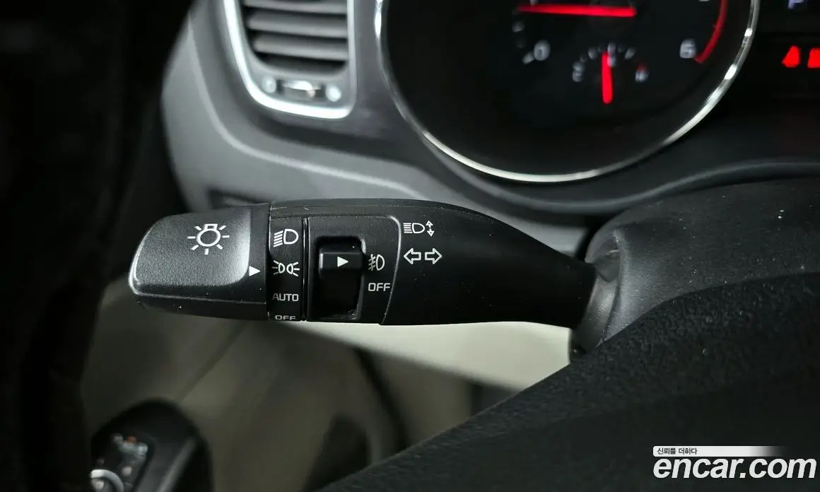 Kia Carnival 2018 2.2 автомат (гидро), фото 18