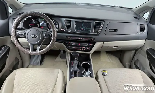 Kia Carnival 2018 2.2 автомат (гидро), миниатюра 7
