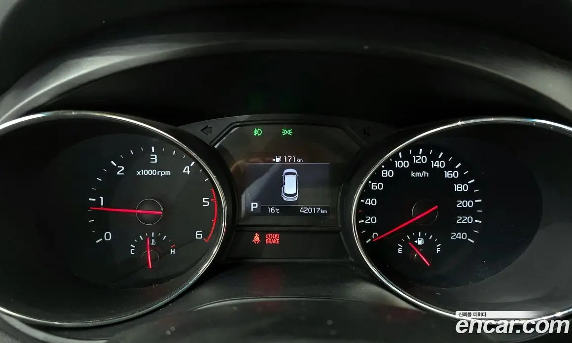 Kia Carnival 2018 2.2 автомат (гидро), фото 8