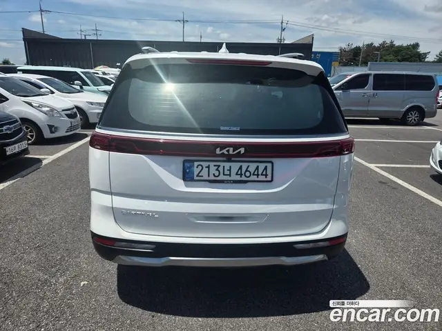 Kia Carnival 2021 2.2 автомат (гидро), миниатюра 5 Kia Carnival 2021 2.2 автомат (гидро), миниатюра 5
