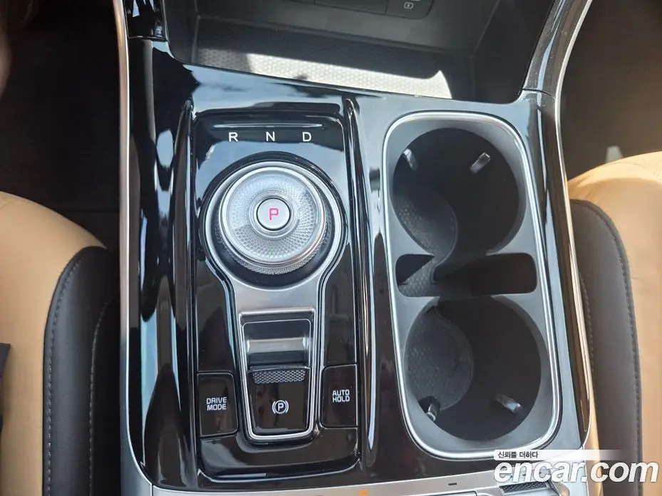Kia Carnival 2021 2.2 автомат (гидро), фото 9 Kia Carnival 2021 2.2 автомат (гидро), фото 9