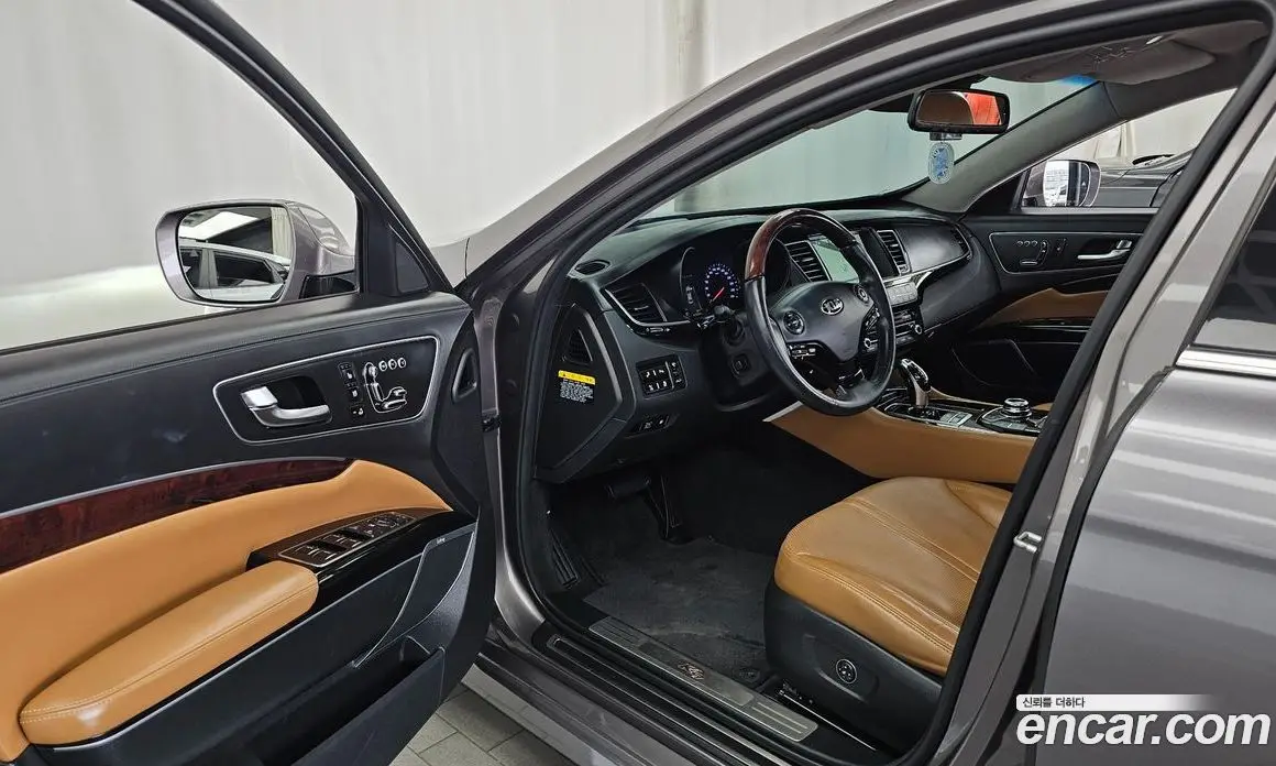 Kia K9 2015 3.8 автомат (гидро), фото 13 Kia K9 2015 3.8 автомат (гидро), фото 13
