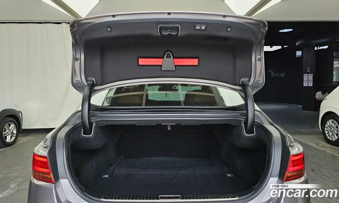 Kia K9 2015 3.8 автомат (гидро), фото 26 Kia K9 2015 3.8 автомат (гидро), фото 26
