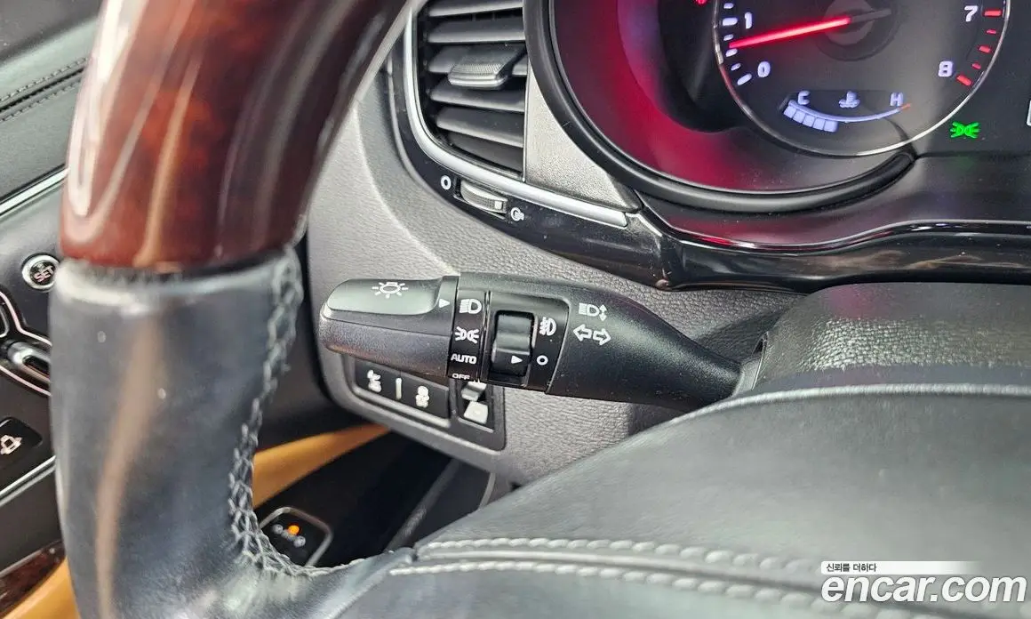 Kia K9 2015 3.8 автомат (гидро), фото 30 Kia K9 2015 3.8 автомат (гидро), фото 30