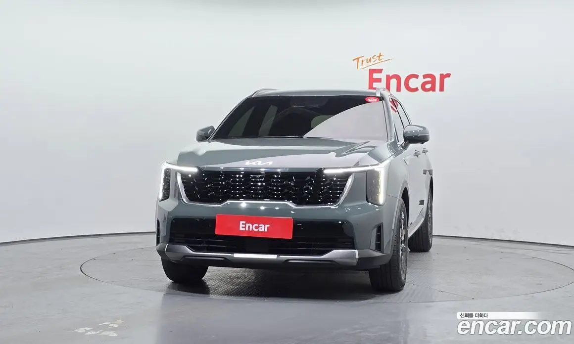 Kia Sorento 2023 1.6 автомат (гидро), фото 3