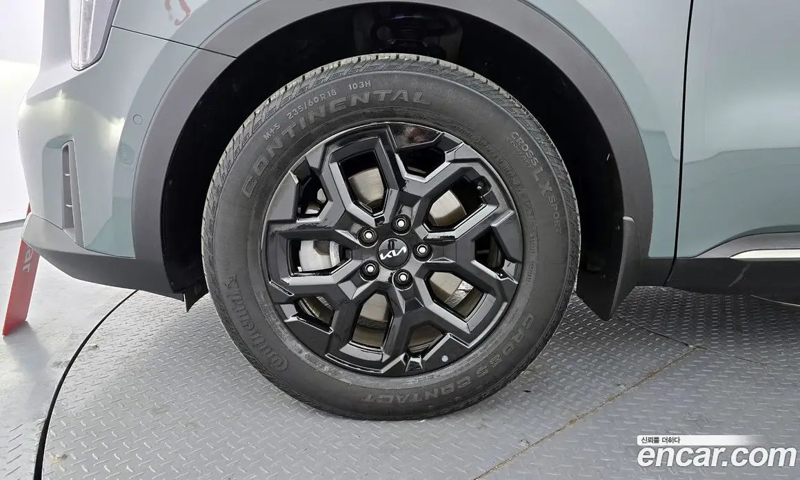 Kia Sorento 2023 1.6 автомат (гидро), фото 5