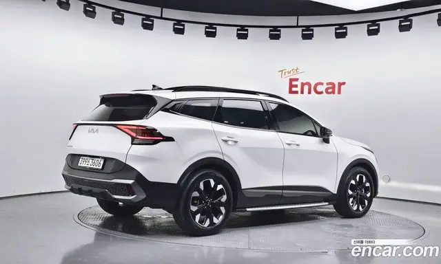 Kia Sportage 2023 2.0 автомат (гидро), миниатюра 2