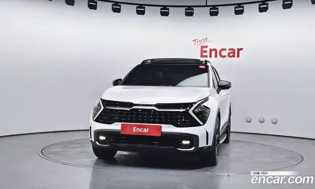 Kia Sportage 2023 2.0 автомат (гидро), миниатюра 3