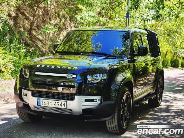 Land Rover Defender 2020 2.0 автомат (гидро), миниатюра 5 Land Rover Defender 2020 2.0 автомат (гидро), миниатюра 5