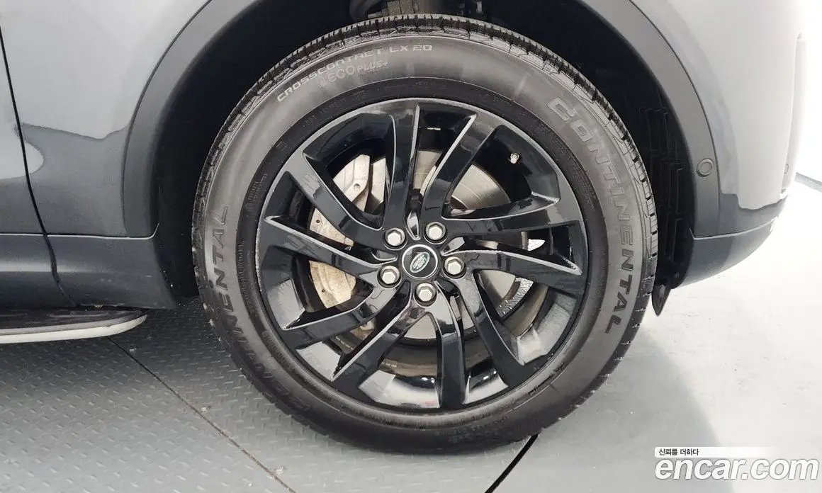 Land Rover Discovery 2019 3.0 автомат (гидро), фото 5