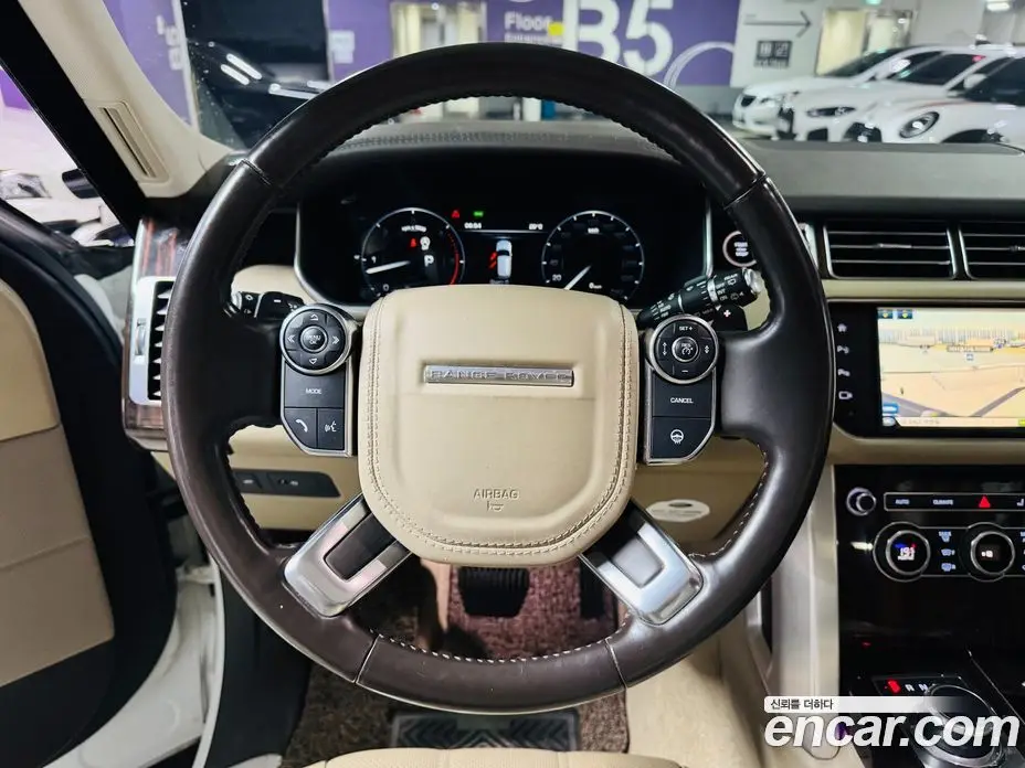 Land Rover Range Rover 2015 4.4 автомат (гидро), фото 20 Land Rover Range Rover 2015 4.4 автомат (гидро), фото 20