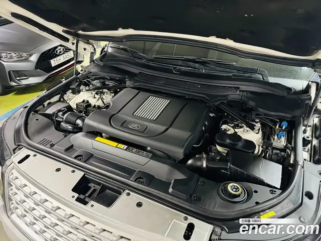 Land Rover Range Rover 2015 4.4 автомат (гидро), миниатюра 6 Land Rover Range Rover 2015 4.4 автомат (гидро), миниатюра 6