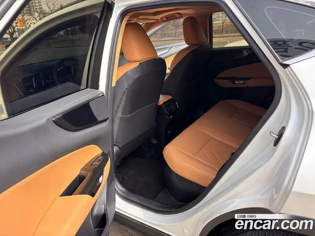 Lexus NX 2024 2.5 автомат (вариатор), миниатюра 11 Lexus NX 2024 2.5 автомат (вариатор), миниатюра 11