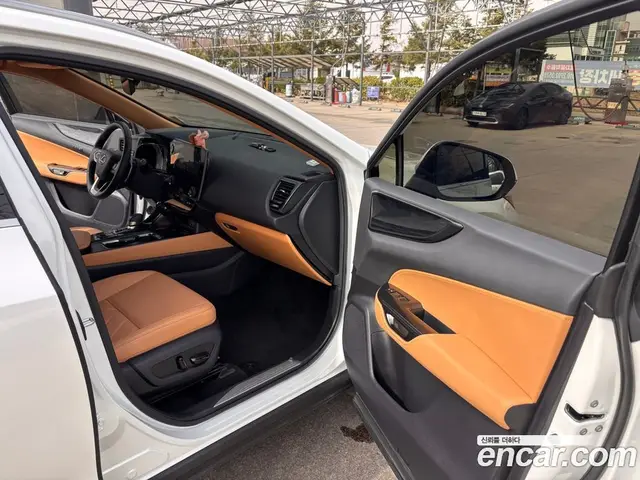 Lexus NX 2024 2.5 автомат (вариатор), миниатюра 12
