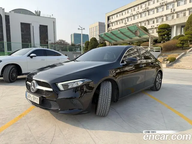 Mercedes-Benz A-Class 2021 2.0 автомат (гидро), миниатюра 2 Mercedes-Benz A-Class 2021 2.0 автомат (гидро), миниатюра 2
