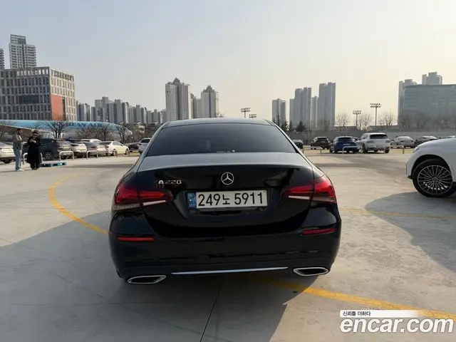 Mercedes-Benz A-Class 2021 2.0 автомат (гидро), миниатюра 4 Mercedes-Benz A-Class 2021 2.0 автомат (гидро), миниатюра 4