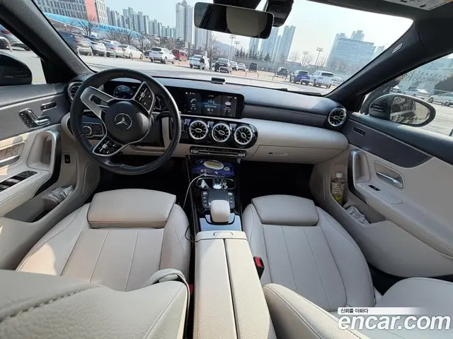 Mercedes-Benz A-Class 2021 2.0 автомат (гидро), миниатюра 9 Mercedes-Benz A-Class 2021 2.0 автомат (гидро), миниатюра 9