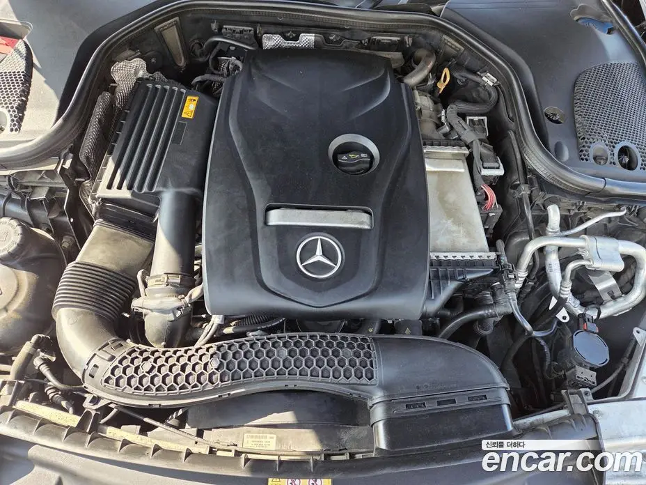 Mercedes-Benz E-Class 2018 2.0 автомат (гидро), фото 19 Mercedes-Benz E-Class 2018 2.0 автомат (гидро), фото 19