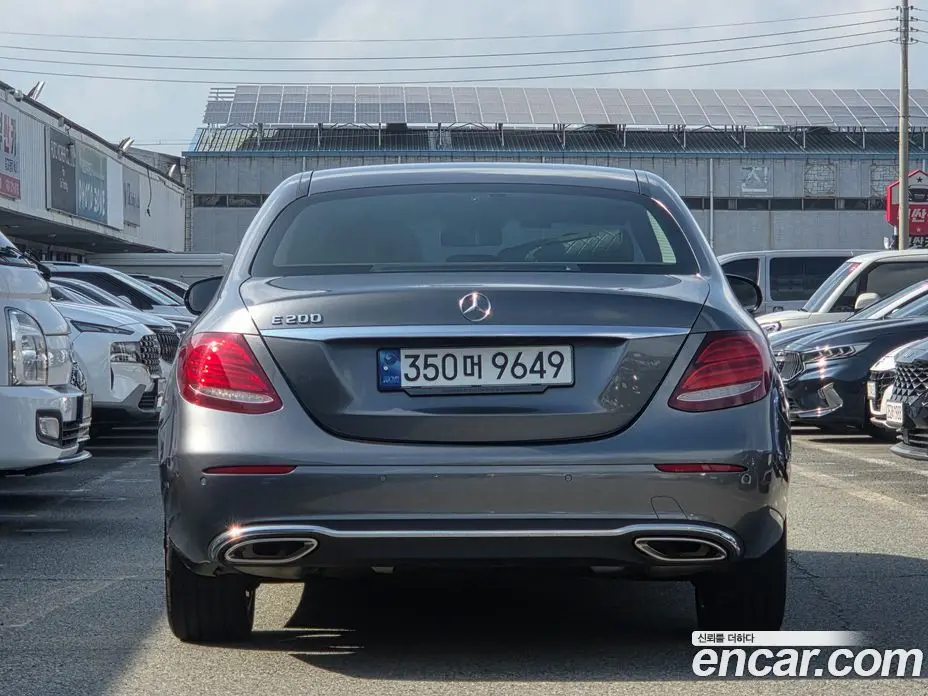Mercedes-Benz E-Class 2018 2.0 автомат (гидро), фото 7 Mercedes-Benz E-Class 2018 2.0 автомат (гидро), фото 7
