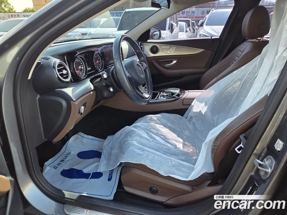Mercedes-Benz E-Class 2018 2.0 автомат (гидро), фото 8 Mercedes-Benz E-Class 2018 2.0 автомат (гидро), фото 8