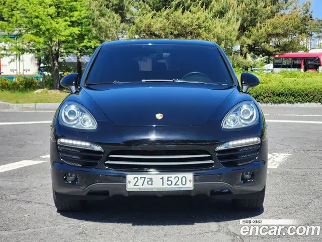 Porsche Cayenne, 2012, 140 755 км