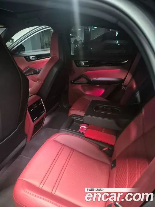Porsche Cayenne 2020 3.0 автомат (гидро), фото 2 Porsche Cayenne 2020 3.0 автомат (гидро), фото 2
