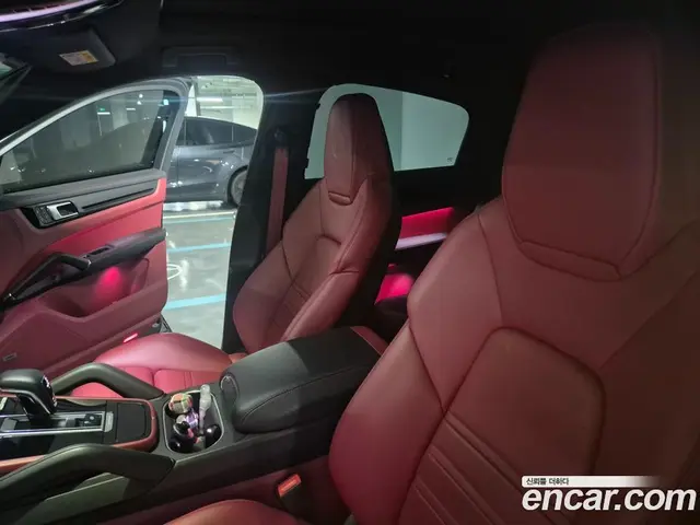 Porsche Cayenne 2020 3.0 автомат (гидро), миниатюра 3 Porsche Cayenne 2020 3.0 автомат (гидро), миниатюра 3