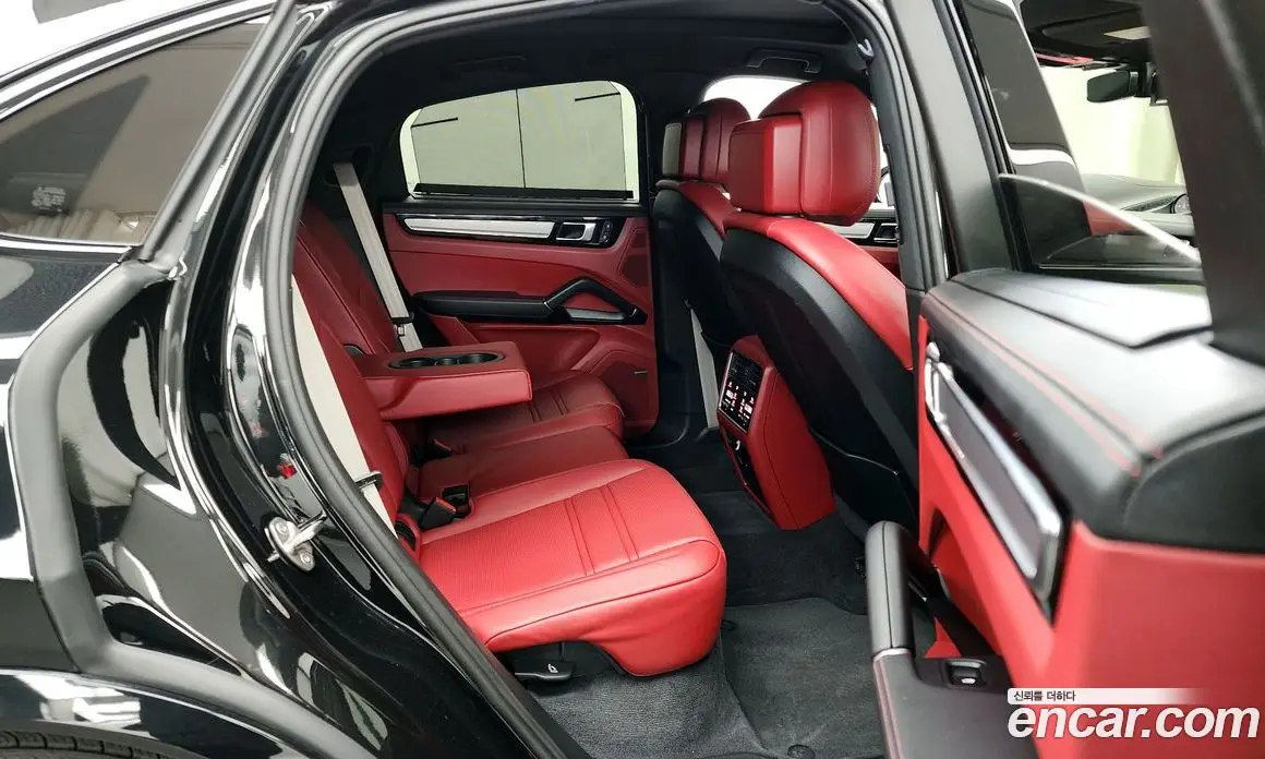 Porsche Cayenne 2023 3.0 автомат (гидро), фото 12