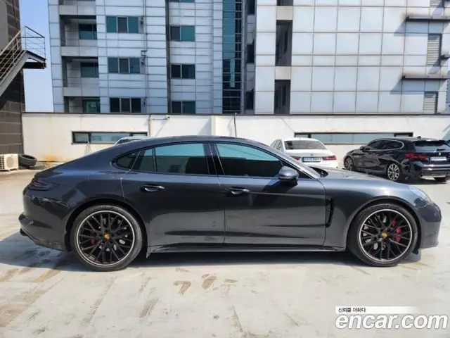 Porsche Panamera 2020 4.0 автомат (гидро), миниатюра 12