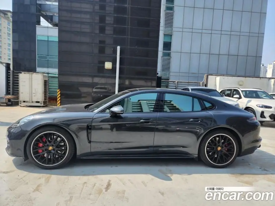 Porsche Panamera 2020 4.0 автомат (гидро), фото 8 Porsche Panamera 2020 4.0 автомат (гидро), фото 8