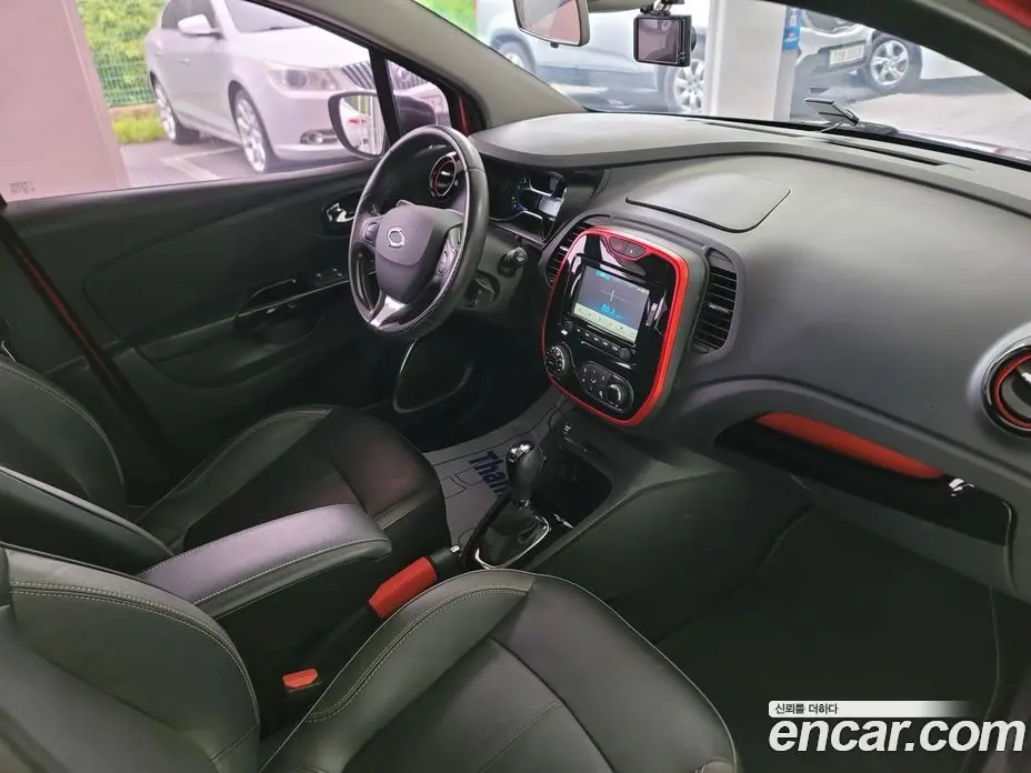 Renault (Samsung) QM3 2015 1.5 автомат (гидро), фото 6 Renault (Samsung) QM3 2015 1.5 автомат (гидро), фото 6