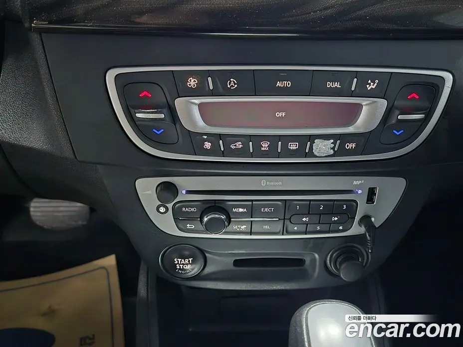 Renault (Samsung) SM3 2013 1.6 автомат (гидро), фото 16 Renault (Samsung) SM3 2013 1.6 автомат (гидро), фото 16