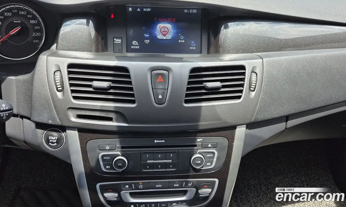 Renault (Samsung) SM5 2016 2.0 автомат (гидро), фото 12 Renault (Samsung) SM5 2016 2.0 автомат (гидро), фото 12