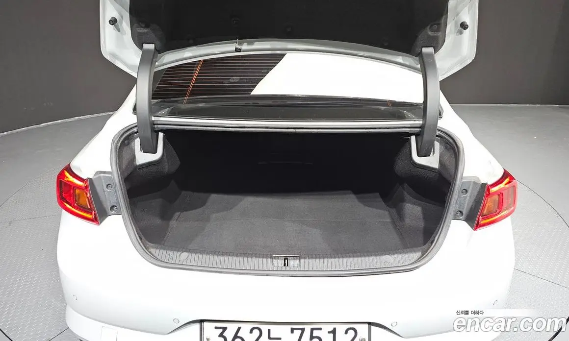 Renault (Samsung) SM6 2016 2.0 автомат (гидро), фото 20 Renault (Samsung) SM6 2016 2.0 автомат (гидро), фото 20